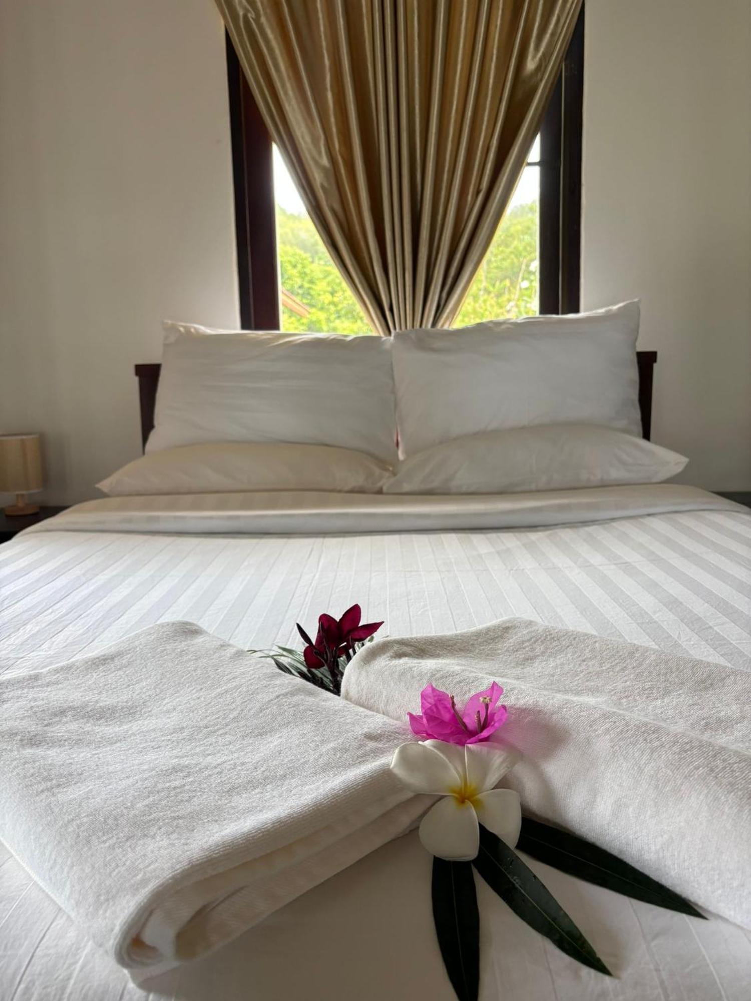 Chun Chom - Baan Lom Suay Villa Ko Yao Noi Exteriör bild